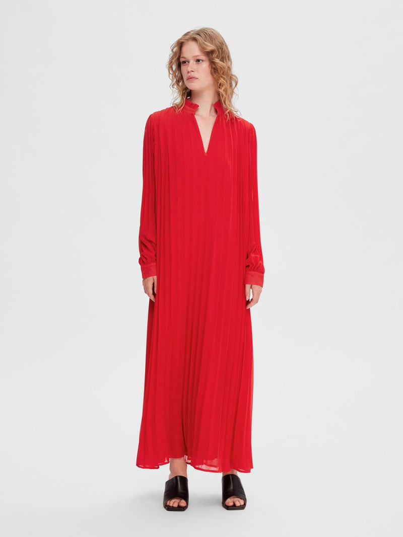 Selected Femme Darcie Pleated Maxi Dress Ski Patrol Red Lulu M