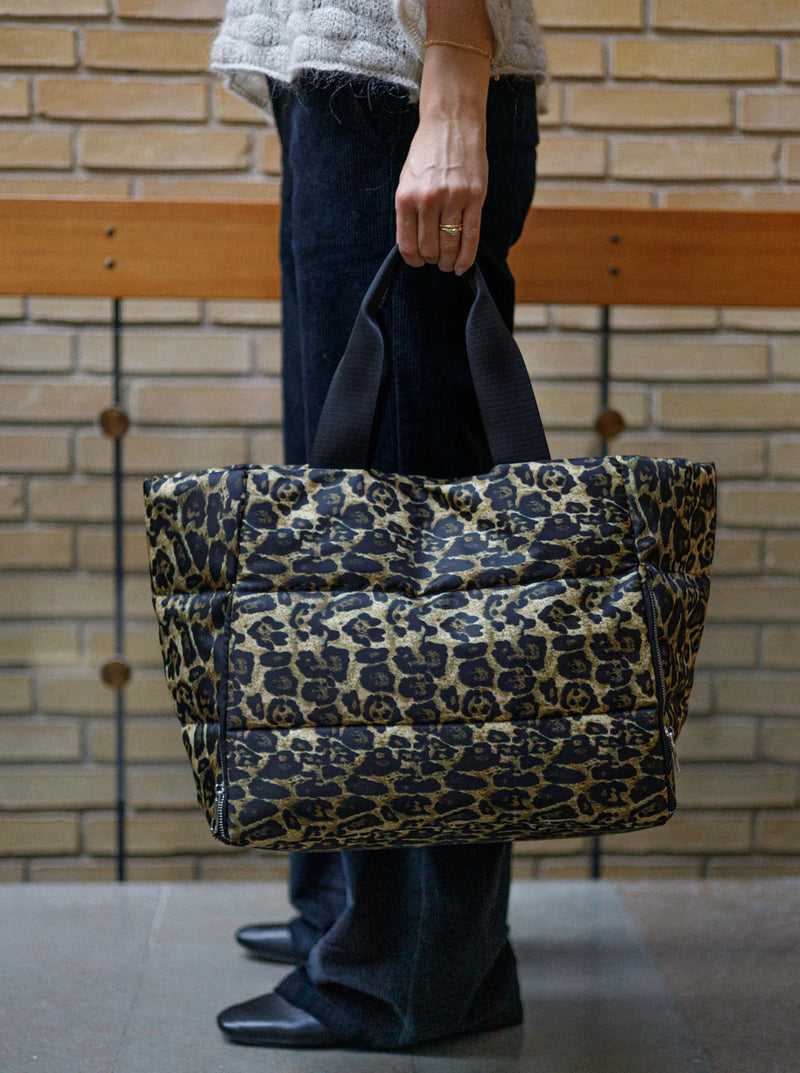 Black Colour Nicky Quilted Shopper Bag Khaki Leo Lulu M