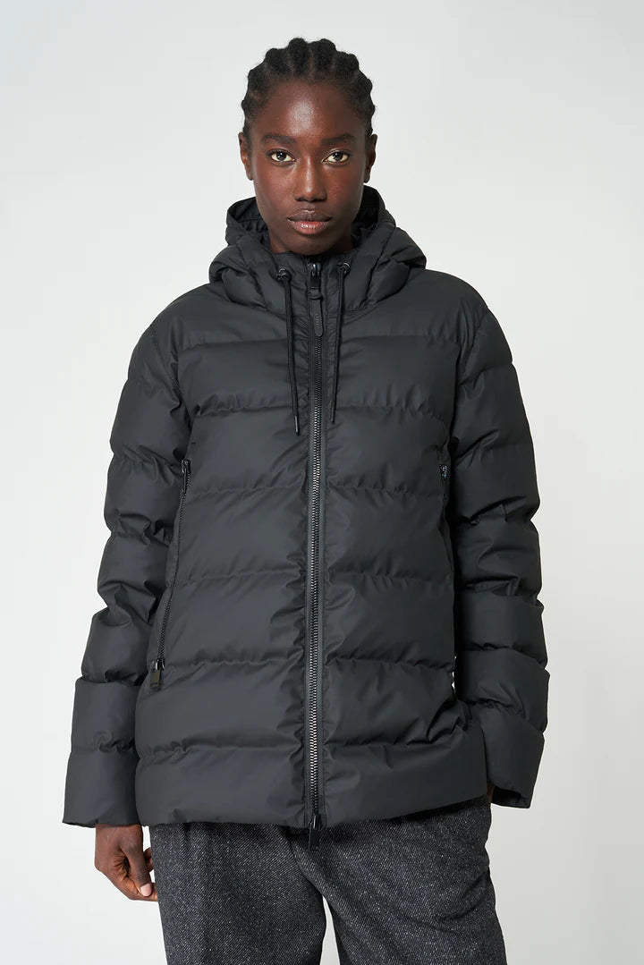 Tanta Nieve Quilted Raincoat Black