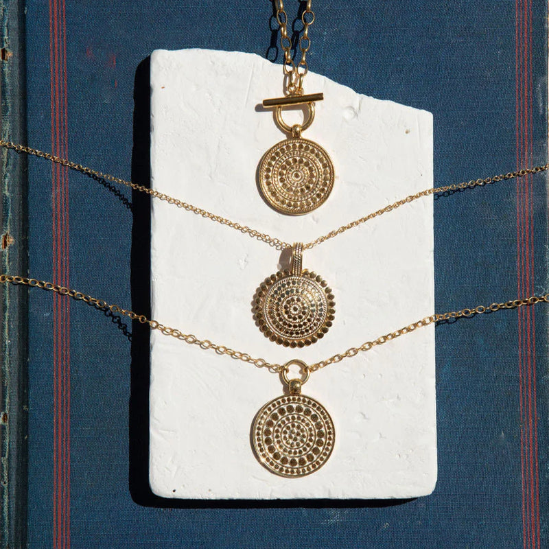 Anna Beck Sundara Pendant Necklace - Gold
