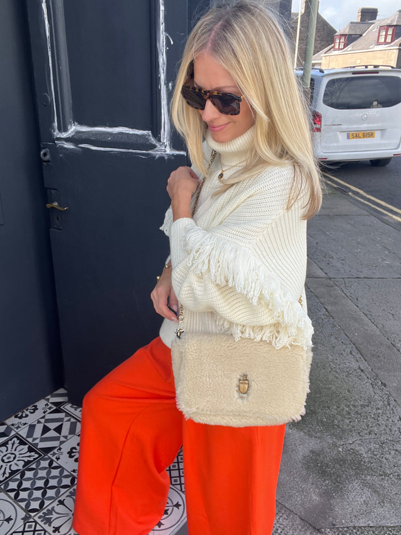 Sous Les Paves Mai Tai Cream Sheepskin Bag - Scarab