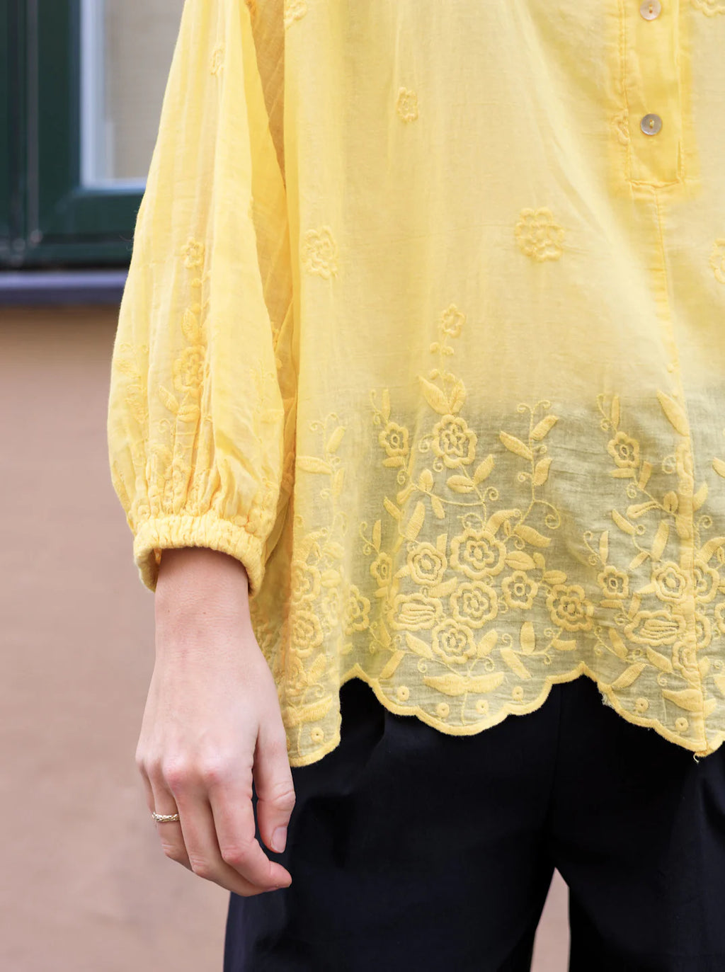 Black Colour Laura Blouse - Pastel Yellow