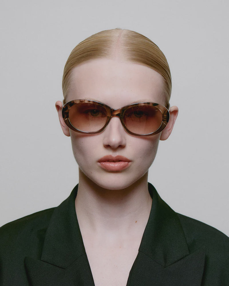 A.Kjaerbede Anma Sunglasses - Coquina/Grey Transparent