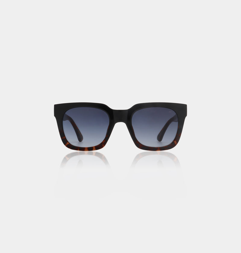 A.Kjaerbede Nancy Sunglasses - Black Demi Tortoise