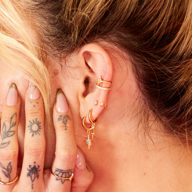 Scream Pretty Double Band Small Ear Cuff - Gold