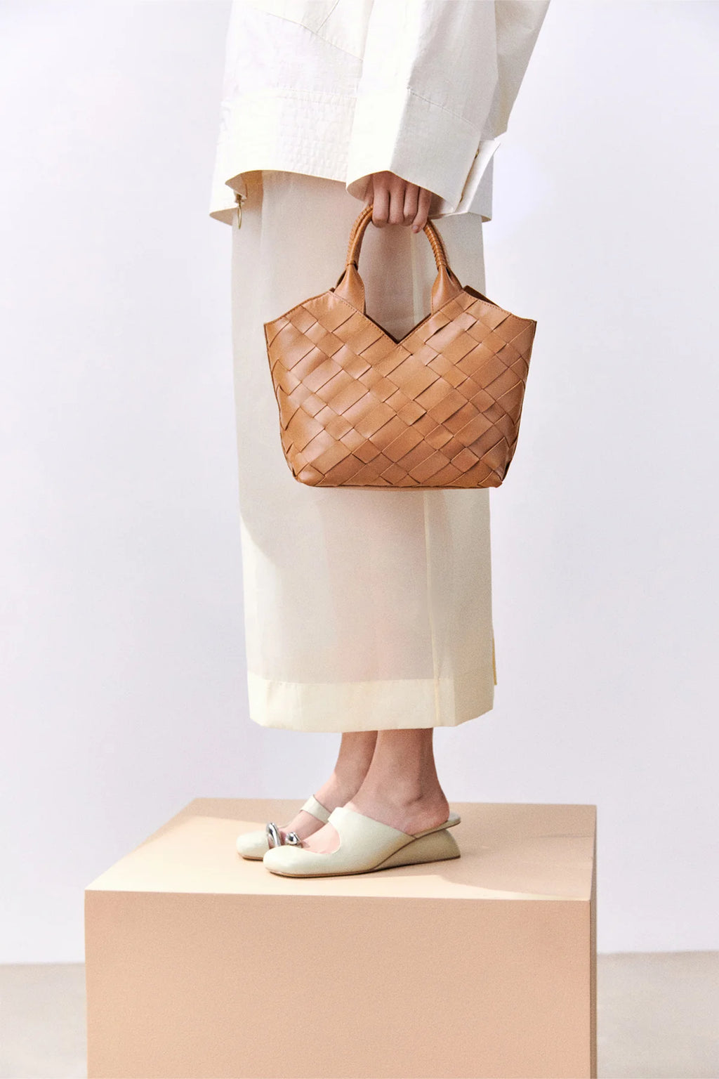 Aleo Cabas Mini Leather Handbag - Toffee