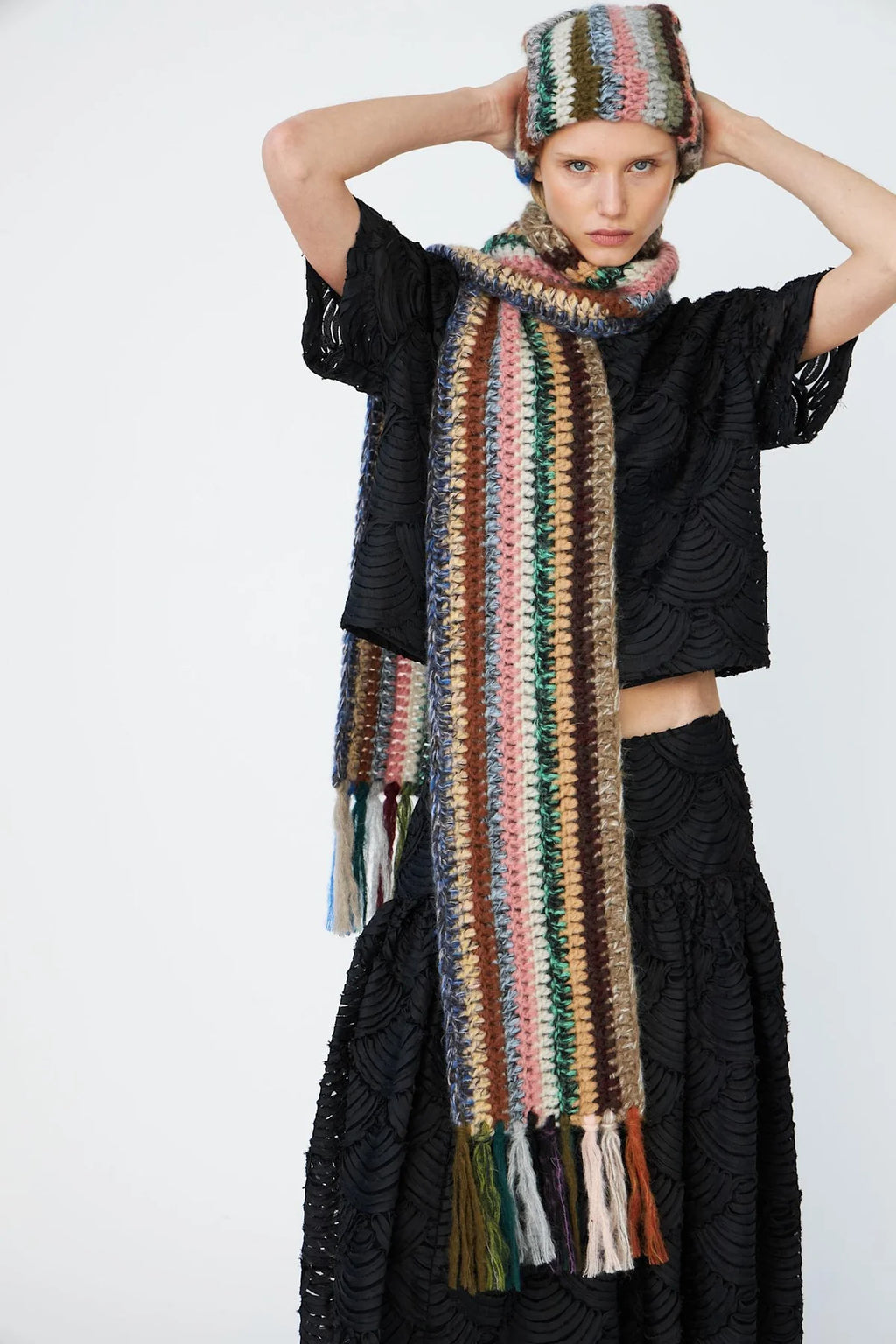 Dawn X Dare NaimeTop -Black