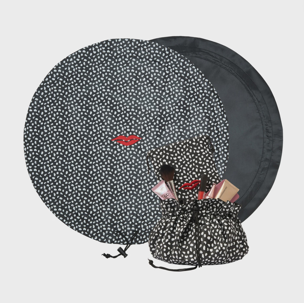 Donna May London Flat lay drawstring makeup bag