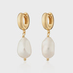 Scream Pretty Hannah Martin Baroque Pearl Huggie Earrings - Gold