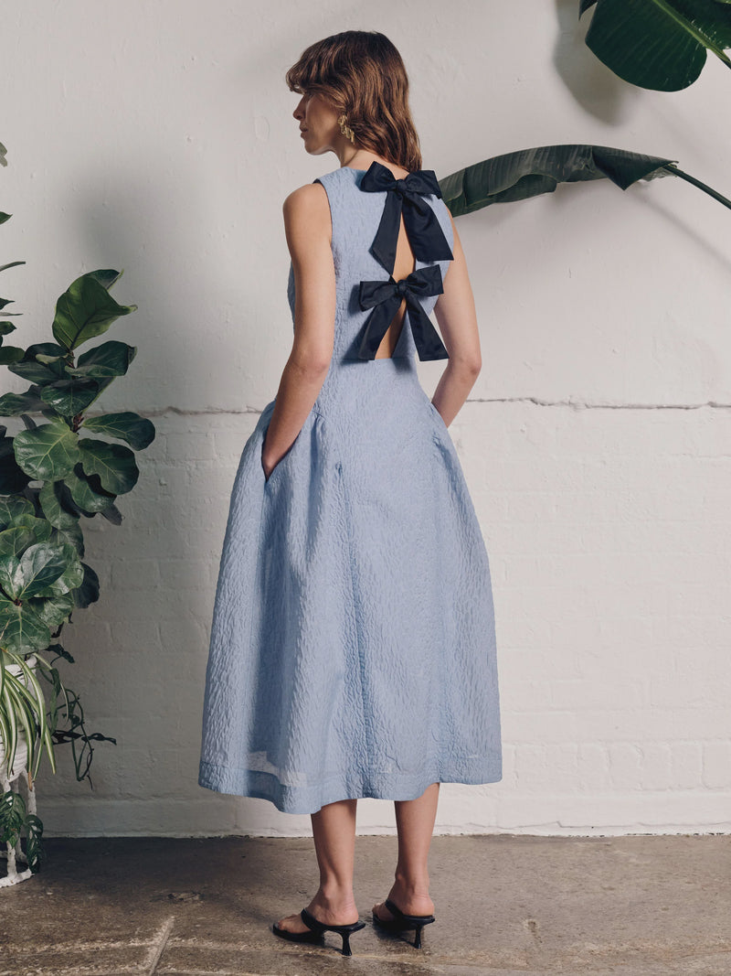 Vivere Pippa Occasion Bow Back Dress - Light Blue