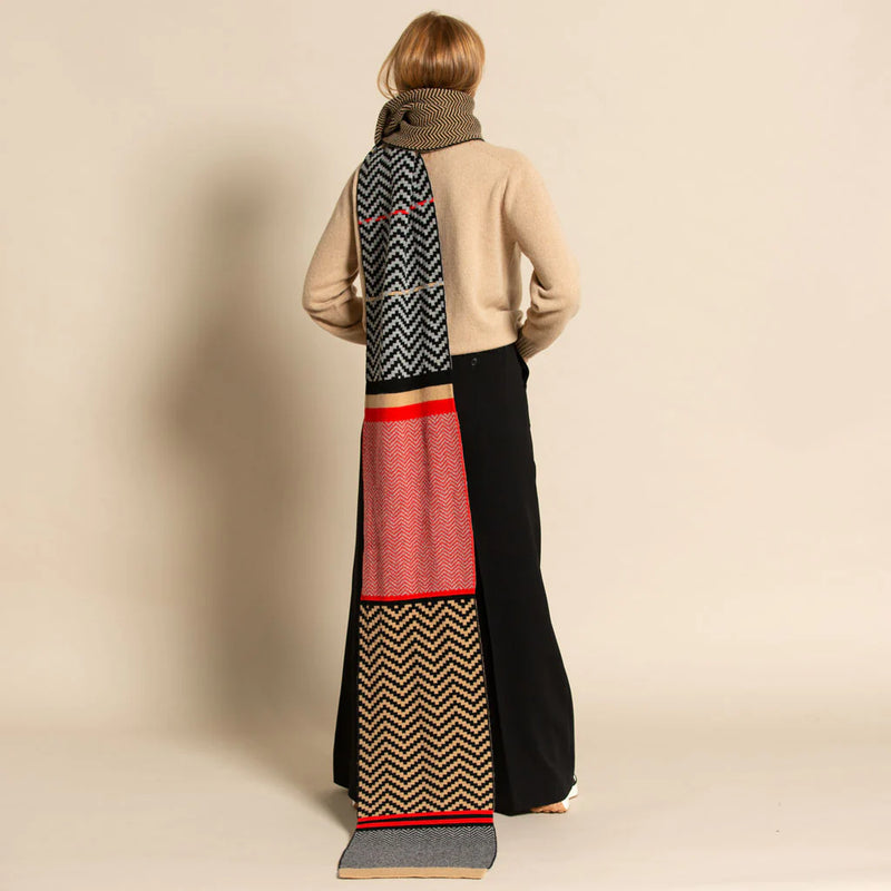 Green Thomas Pixel Blanket Scarf - Camel Poppy