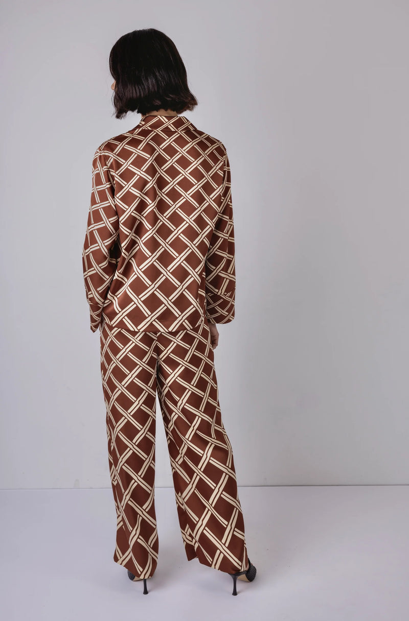 Vivre Lula Trellis Print Shirt - Caramel/Ecru