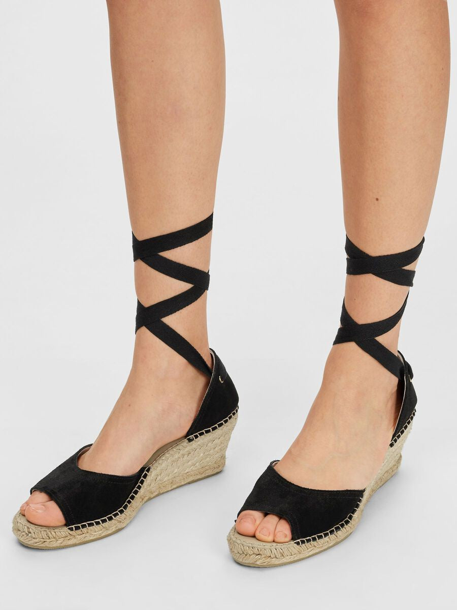 Selected Femme Eva Suede Wedge Espadrille Black – Lulu&M