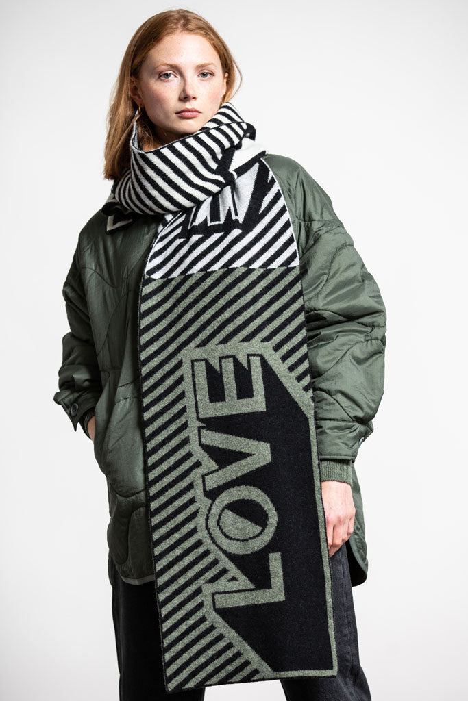 Green Thomas Love Blanket Scarf - Mono Mix