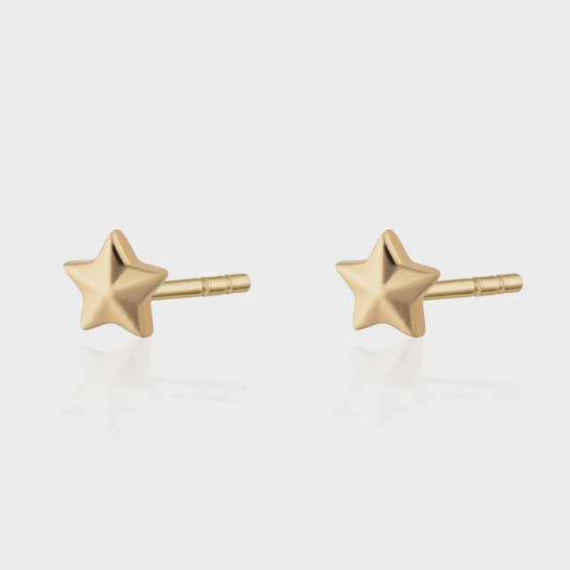 Scream Pretty Faceted Star Stud Earrings - Gold Plated